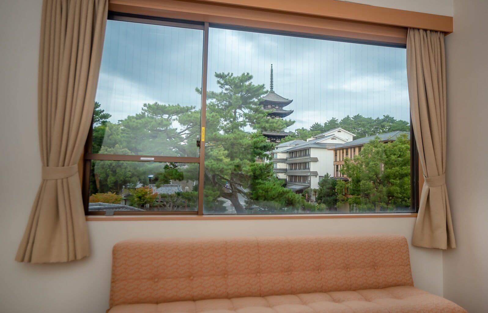 Nara Visitor Center And Inn Exterior photo